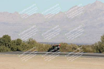 media/Dec-07-2025-CVMA (Sun) [[3e7d2de5dc]]/Race 8-Middleweight Shootout/